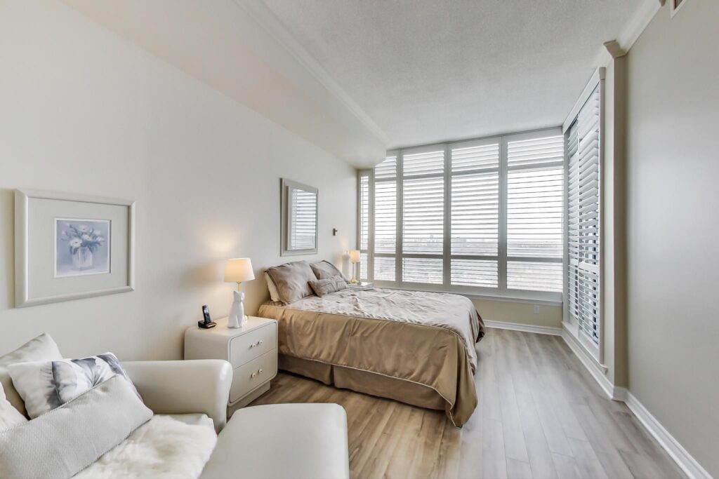 Photo of 10 Guildwood Parkway Suite 1431
