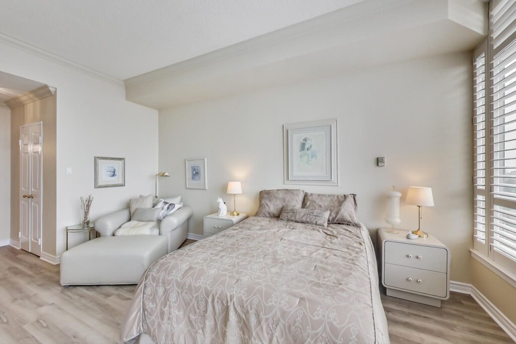 Photo of 10 Guildwood Parkway Suite 1431