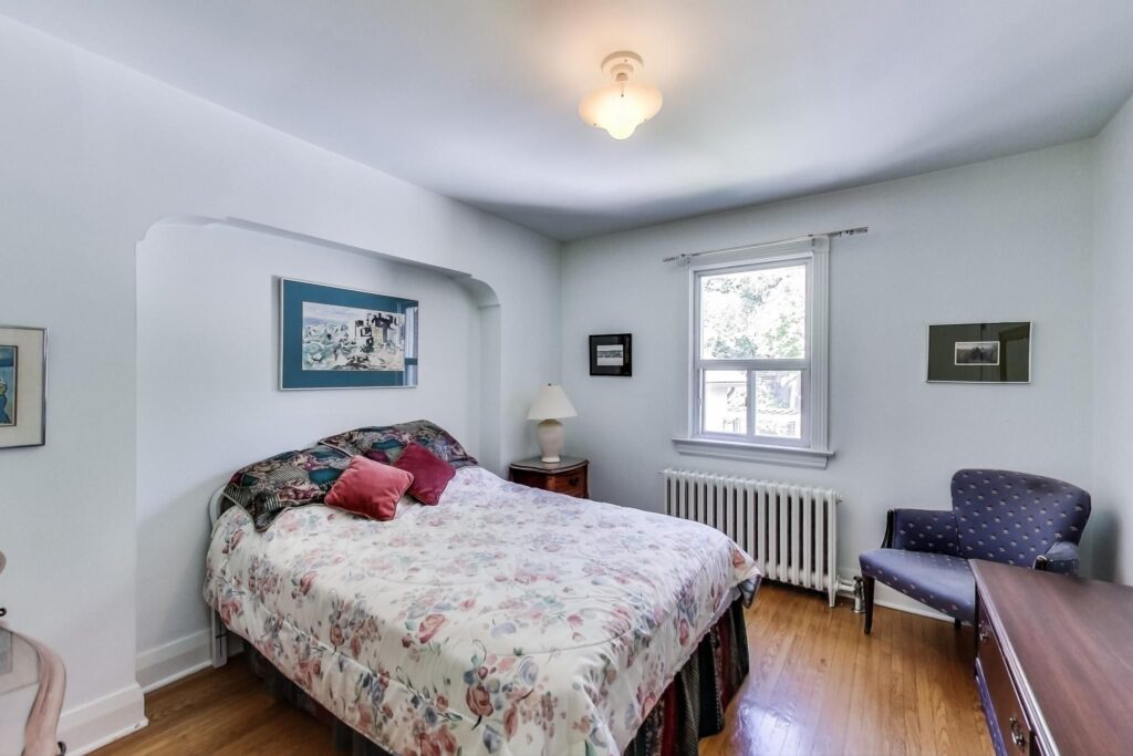 Photo of 138 Airdrie Road