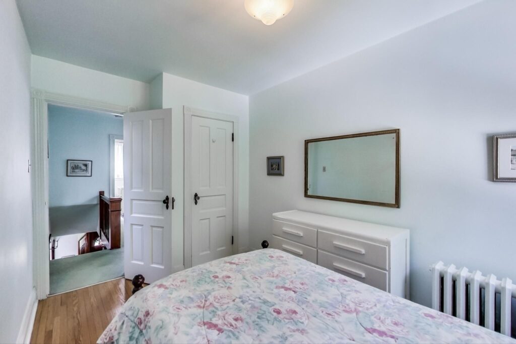 Photo of 138 Airdrie Road