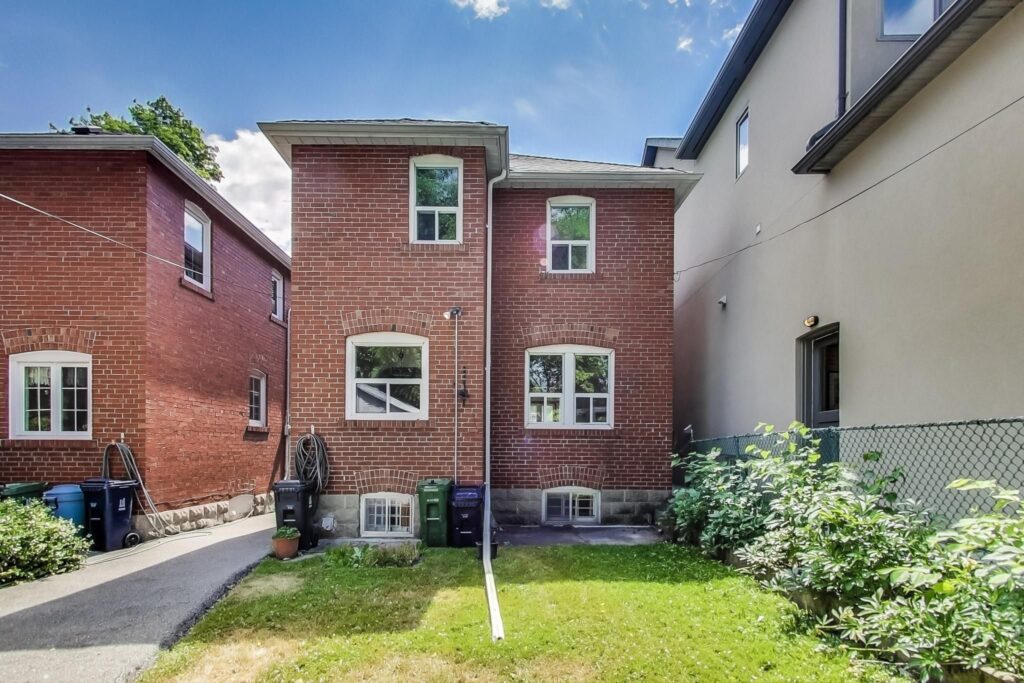 Photo of 138 Airdrie Road