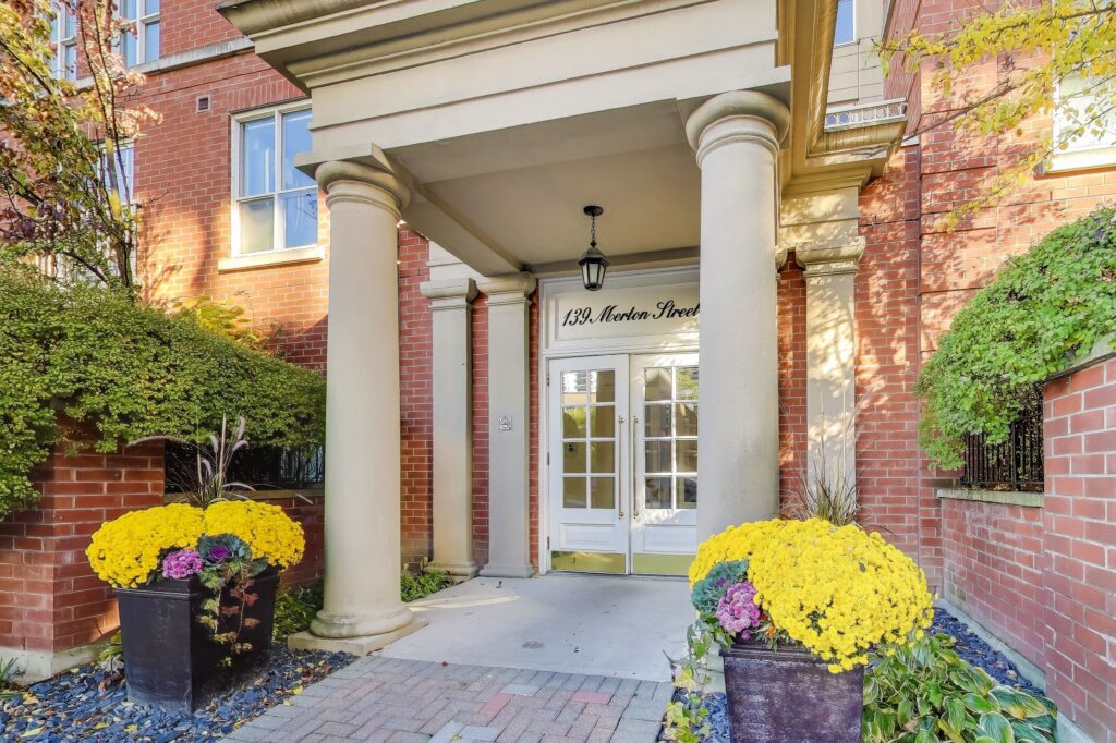 Photo of 139 Merton St, Suite 448