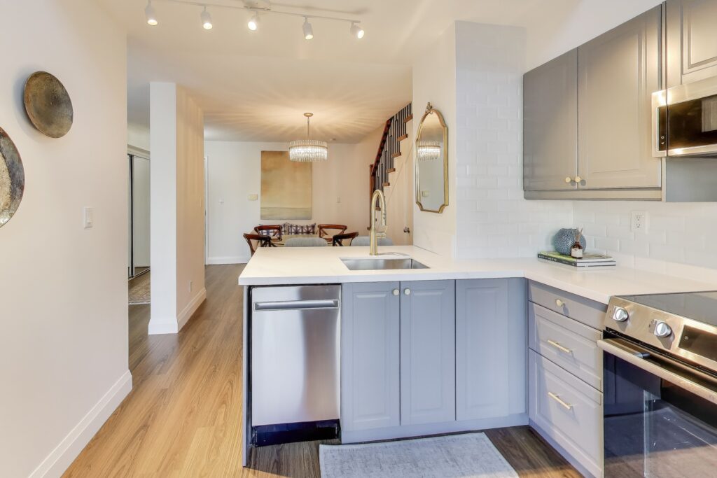 Photo of 139 Merton St, Suite 448