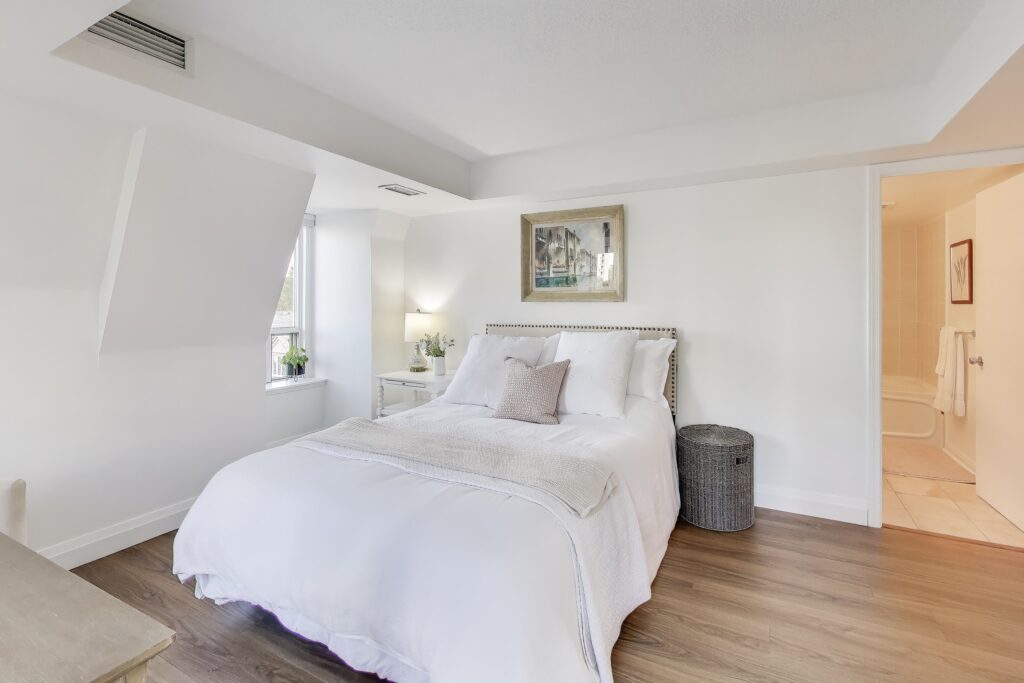Photo of 139 Merton St, Suite 448