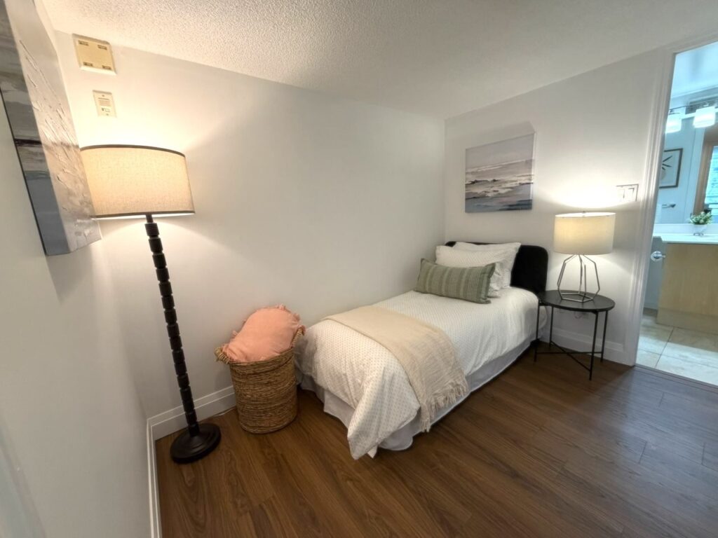 Photo of 139 Merton St, Suite 448