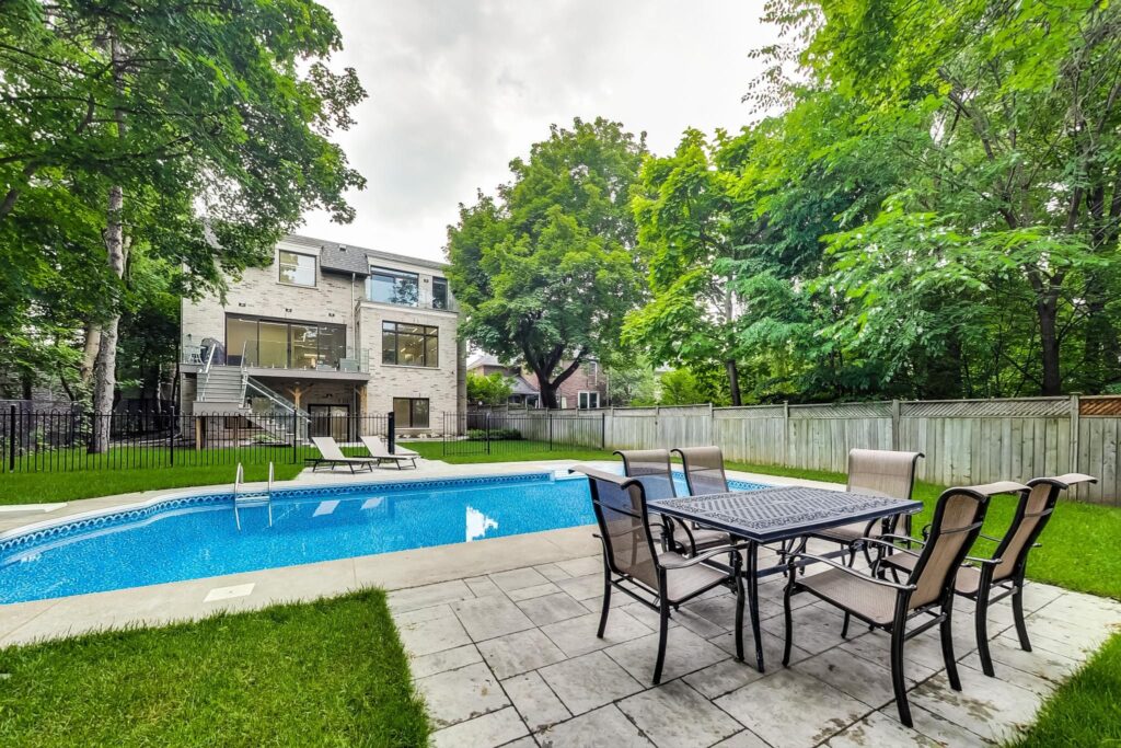 Photo of 15 Barwick Dr