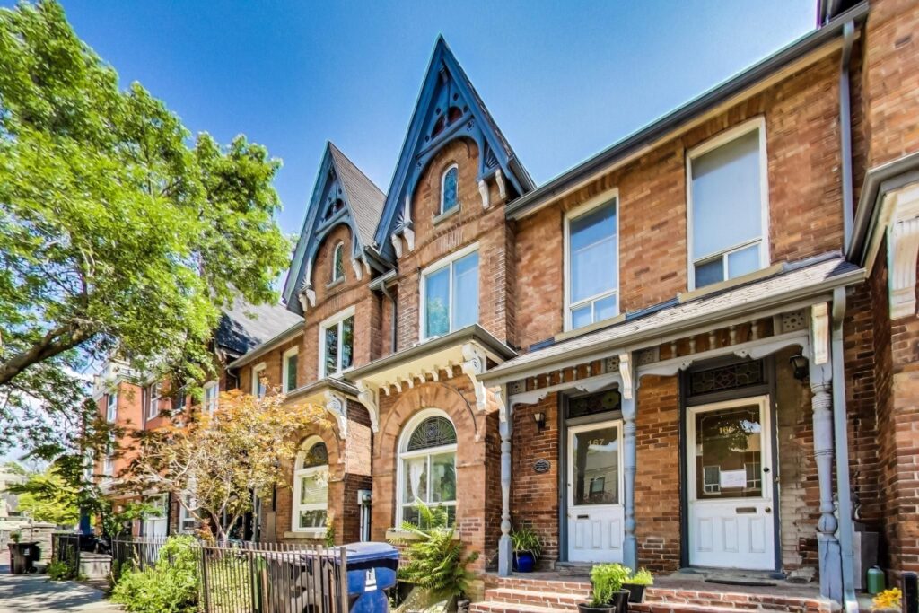 Photo of 167 Broadview Avenue