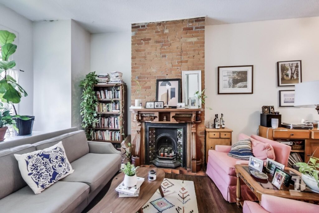 Photo of 167 Broadview Avenue