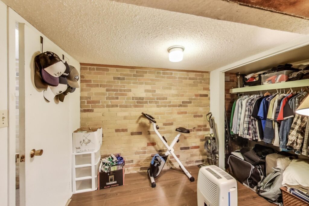 Photo of 167 Broadview Avenue