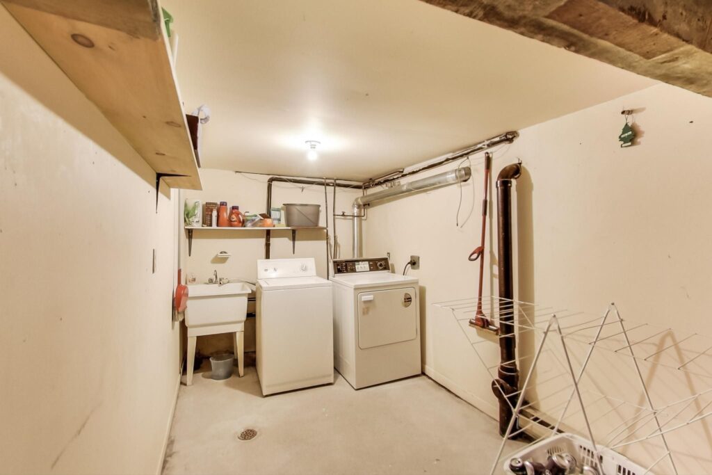 Photo of 167 Broadview Avenue