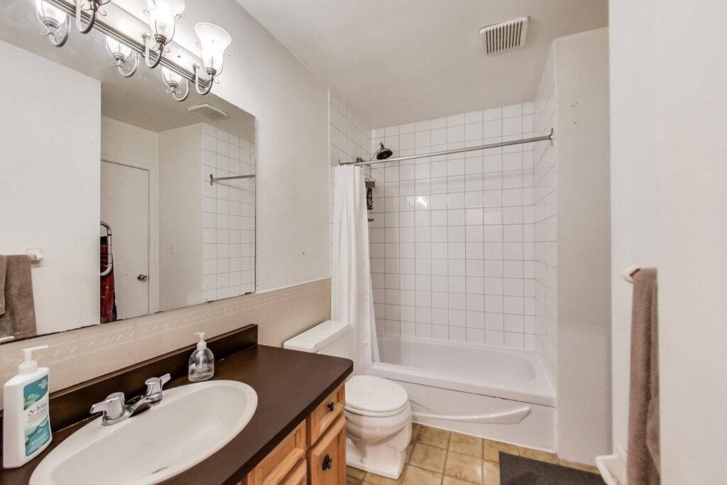 Photo of 167 Broadview Avenue