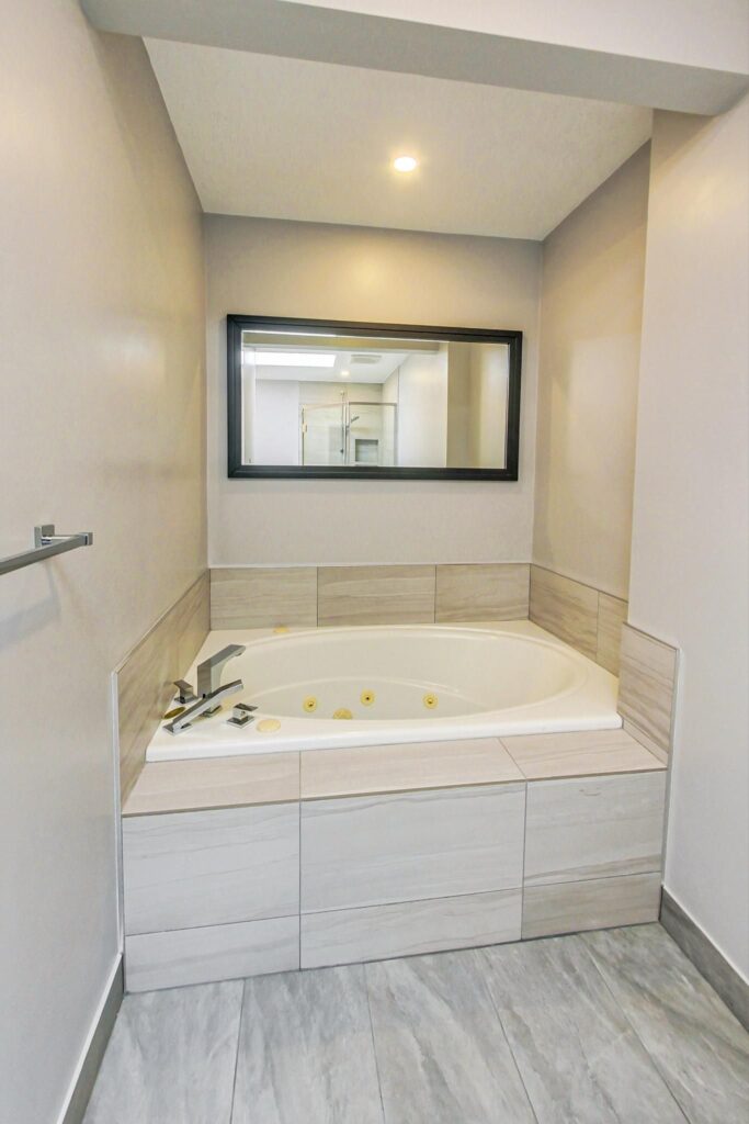 Photo of 2 Divadale Dr