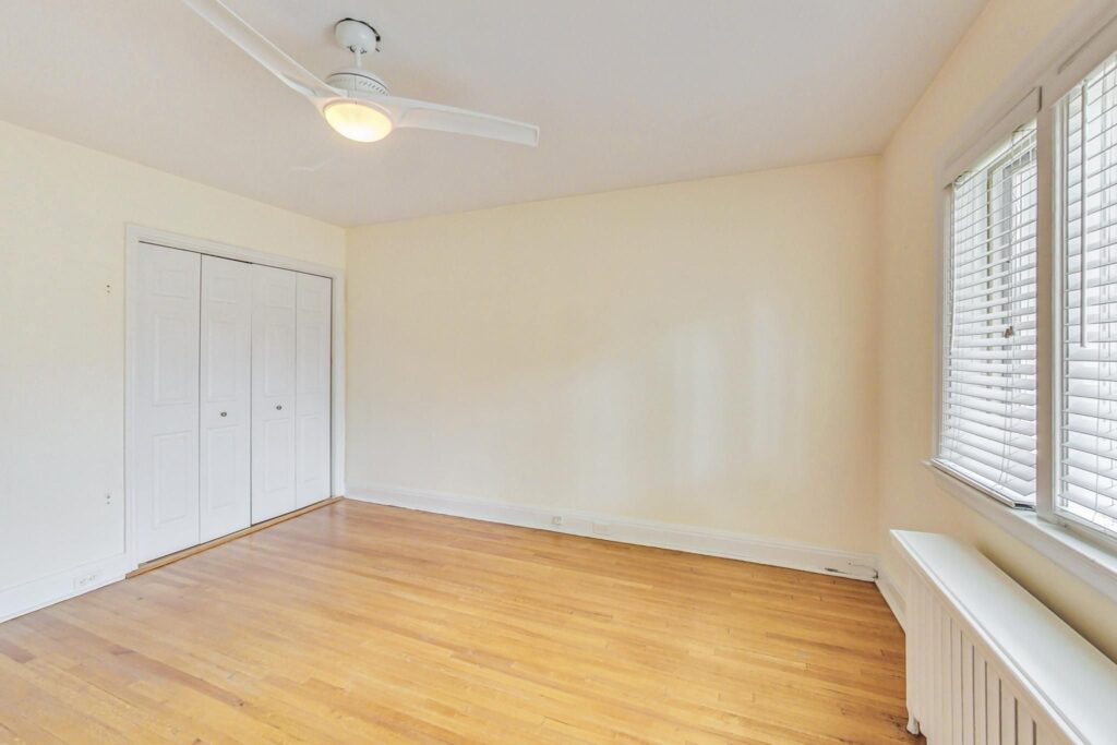 Photo of 2 Divadale Dr