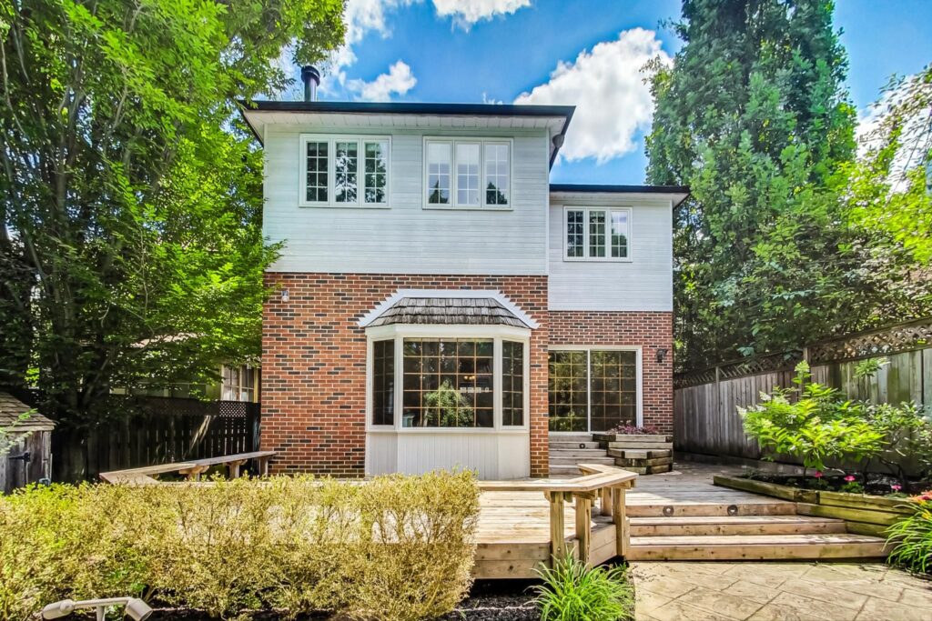 Photo of 2 Divadale Dr