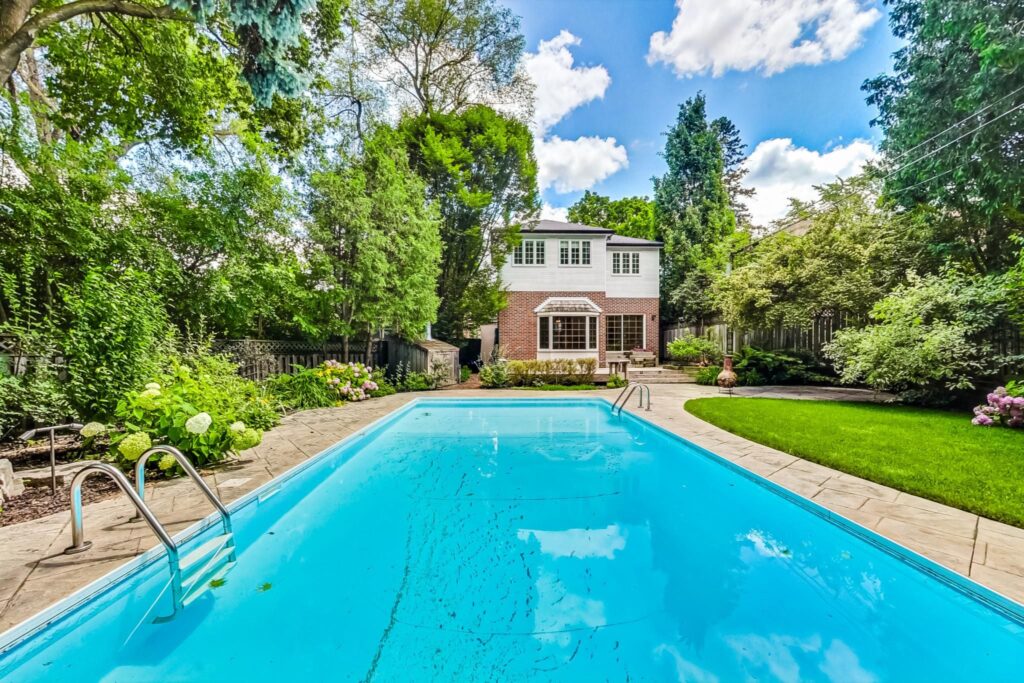 Photo of 2 Divadale Dr