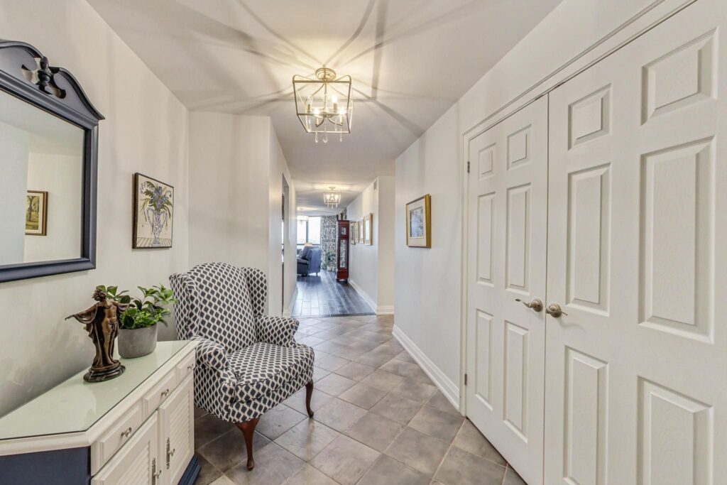 Photo of 2000 Islington Avenue, Unit 909