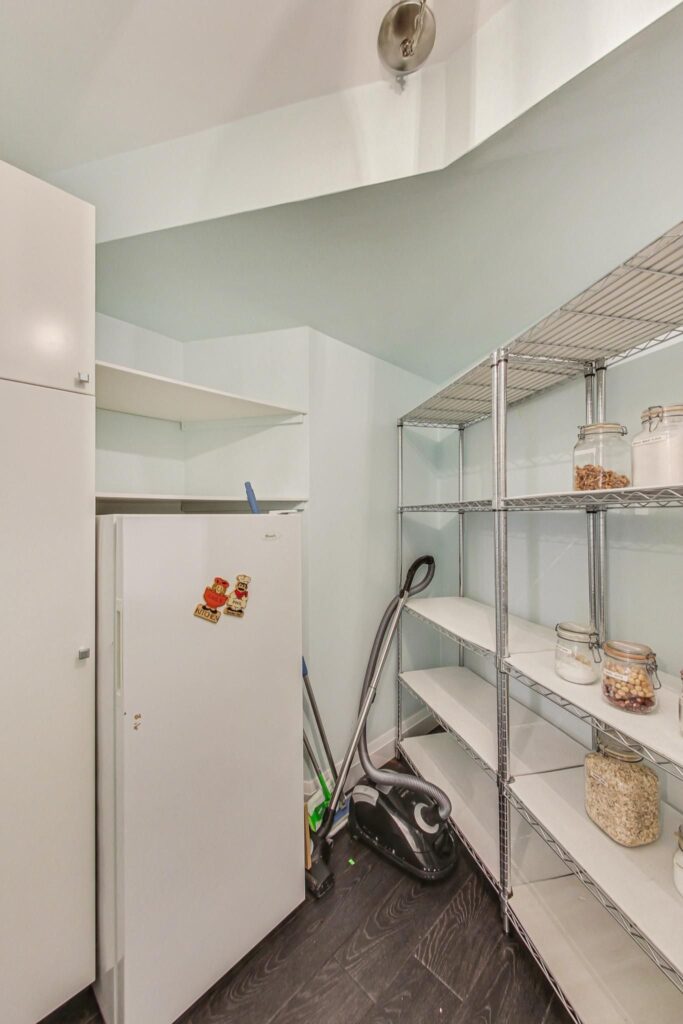 Photo of 2000 Islington Avenue, Unit 909