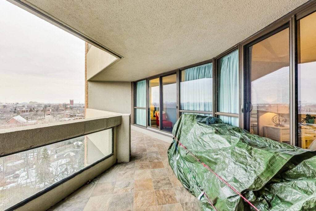 Photo of 2000 Islington Avenue, Unit 909