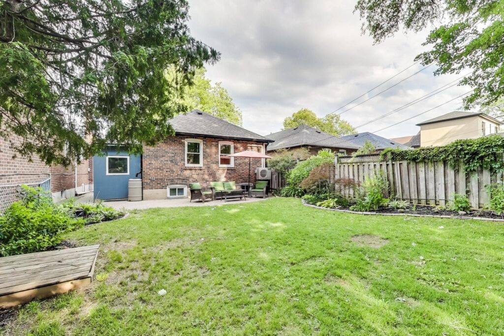 Photo of 22 Roblin Avenue