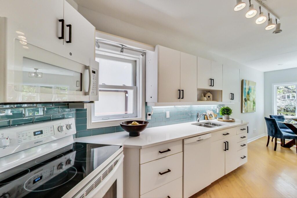 Photo of 251 Belsize Drive