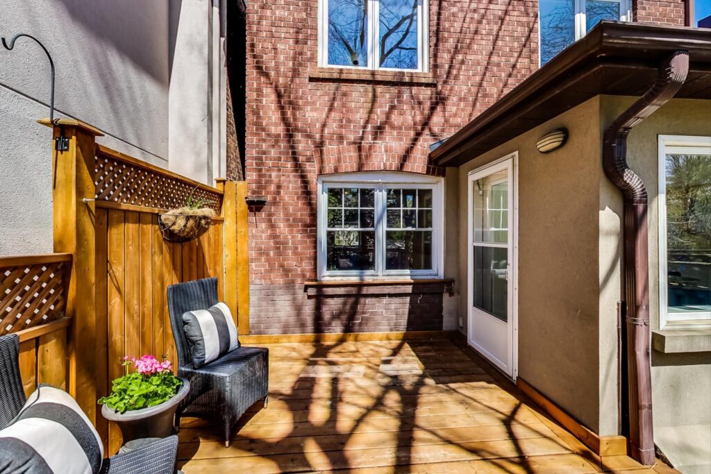 Photo of 251 Belsize Drive