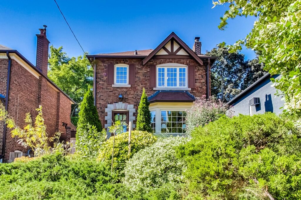 Photo of 26 Tanager Avenue