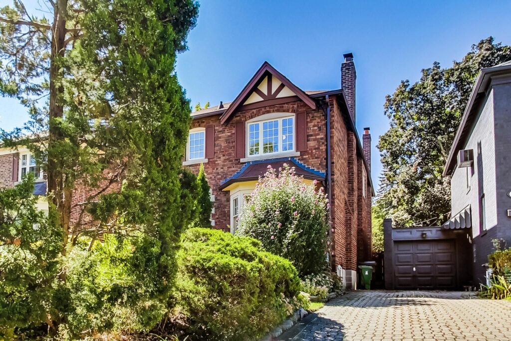 Photo of 26 Tanager Avenue