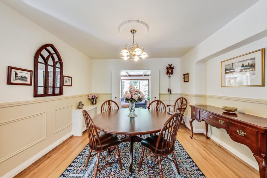 Photo of 26 Tanager Avenue