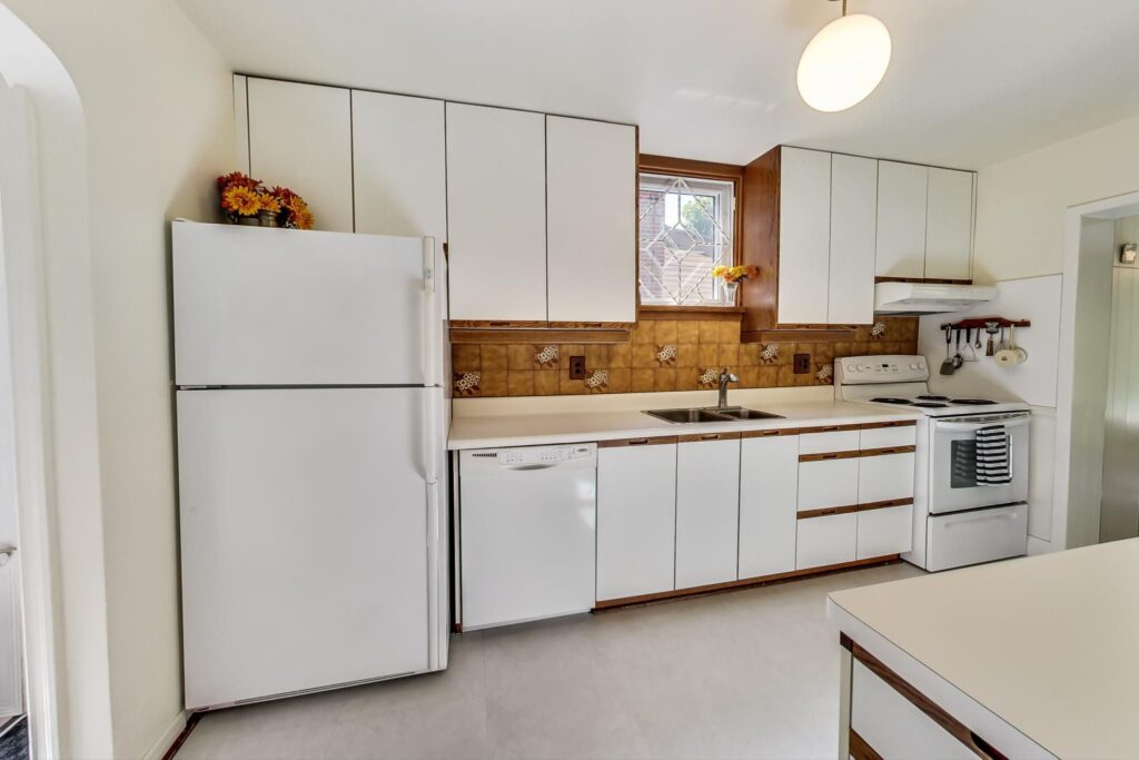 Photo of 26 Tanager Avenue