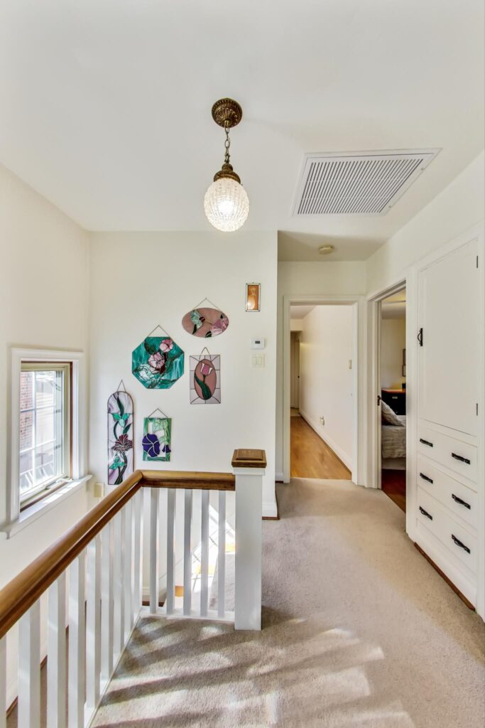 Photo of 26 Tanager Avenue