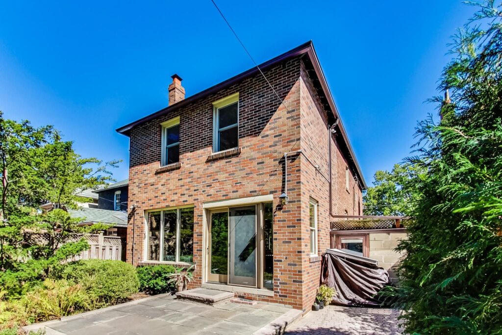 Photo of 26 Tanager Avenue
