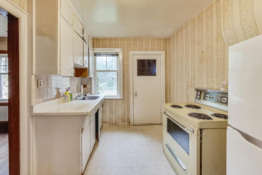 Photo of 27 Tilson Rd
