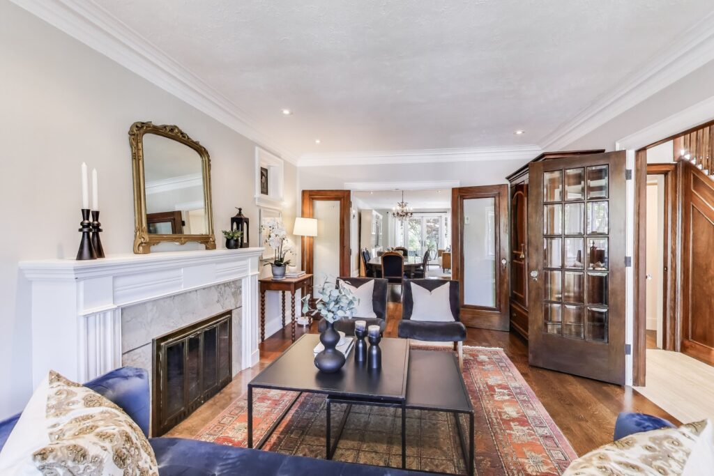 Photo of 275 Fairlawn Avenue