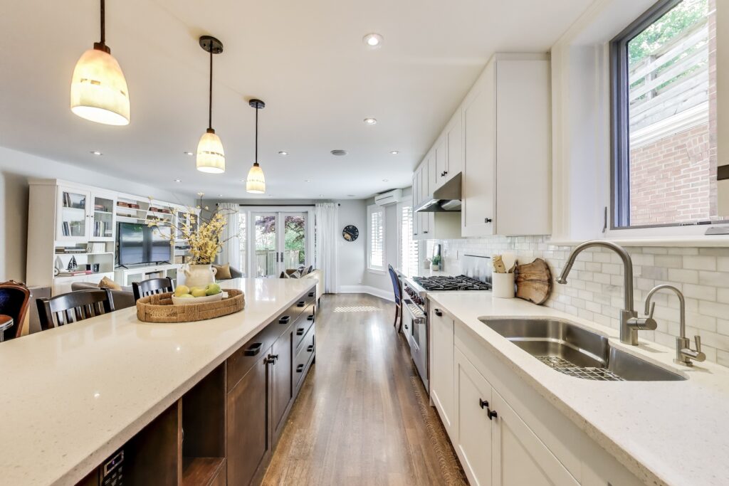 Photo of 275 Fairlawn Avenue