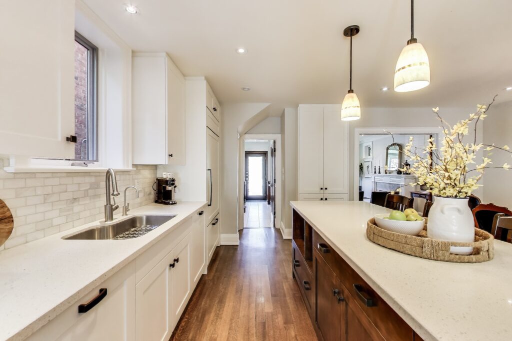 Photo of 275 Fairlawn Avenue