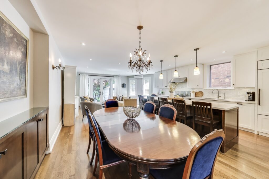 Photo of 275 Fairlawn Avenue