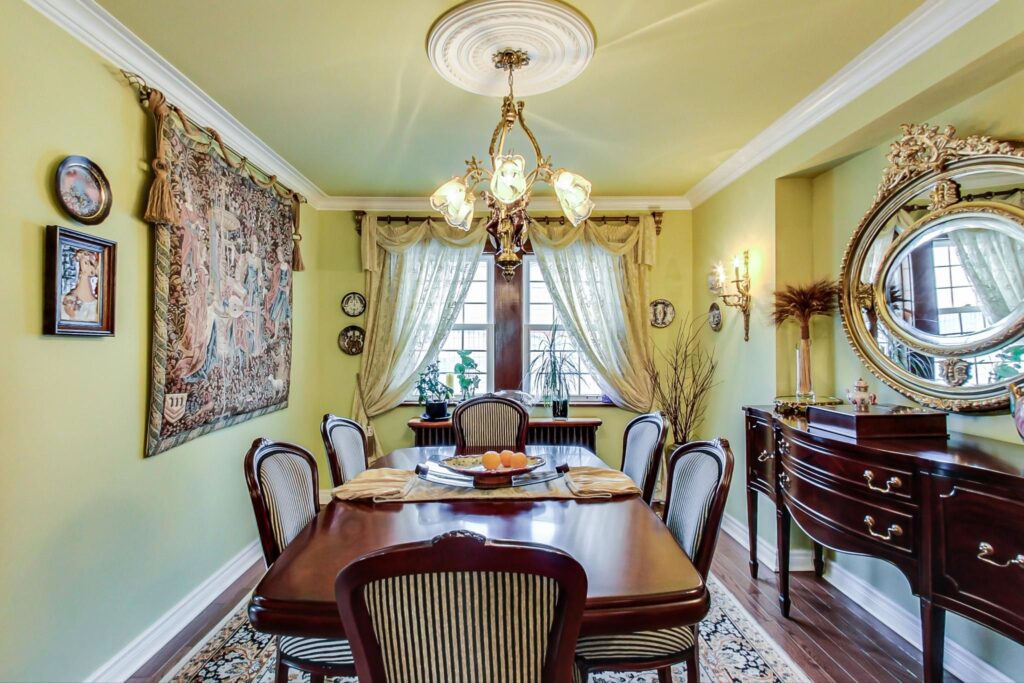 Photo of 278 Chaplin Crescent