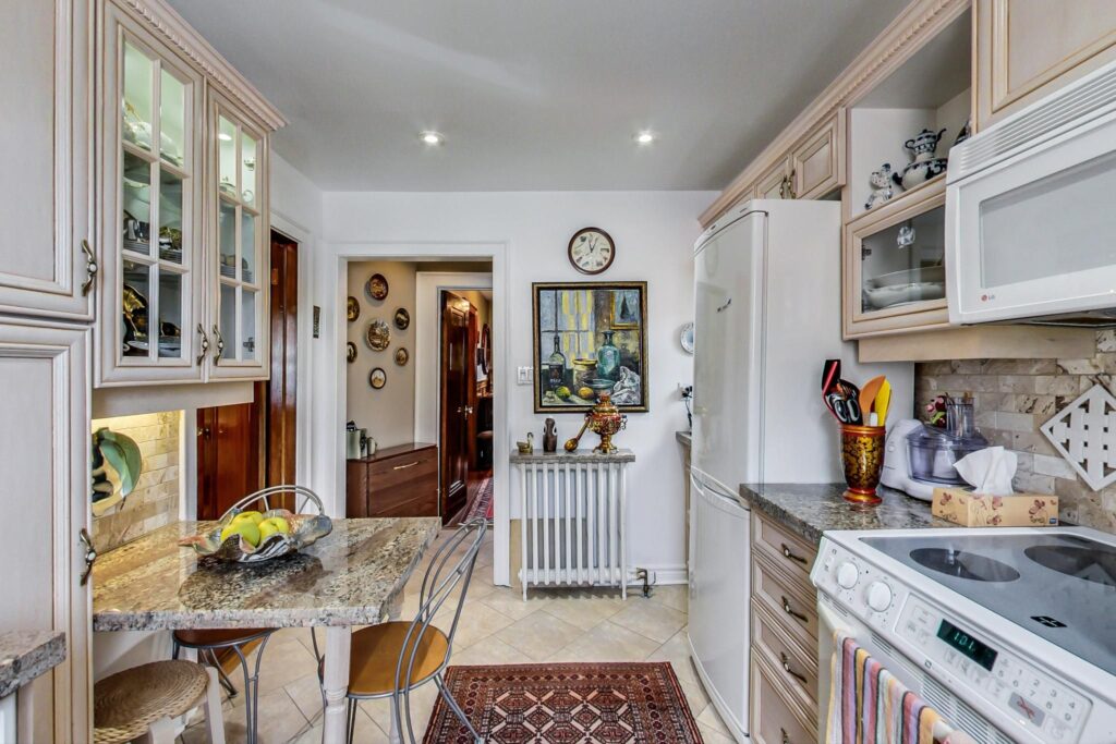 Photo of 278 Chaplin Crescent