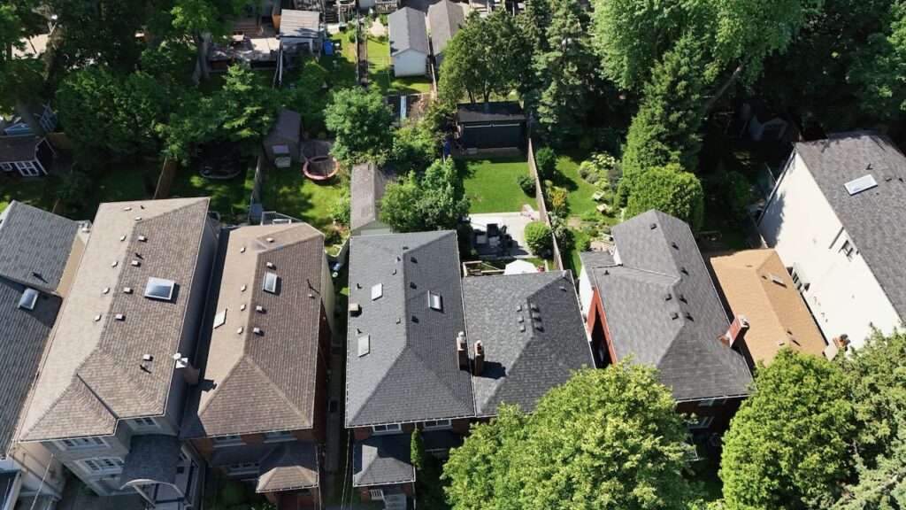 Photo of 321 Belsize Drive