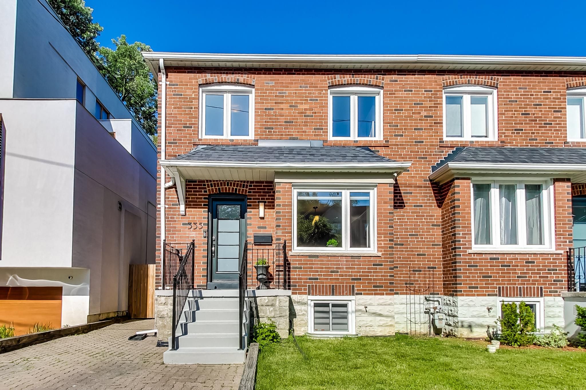 Photo of 335 Cleveland Street