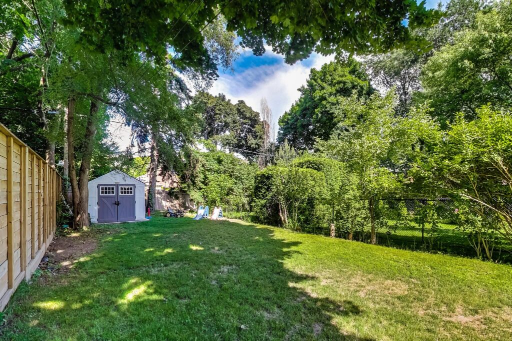 Photo of 335 Cleveland Street