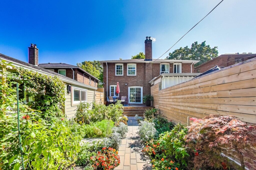 Photo of 34 Randolph Road