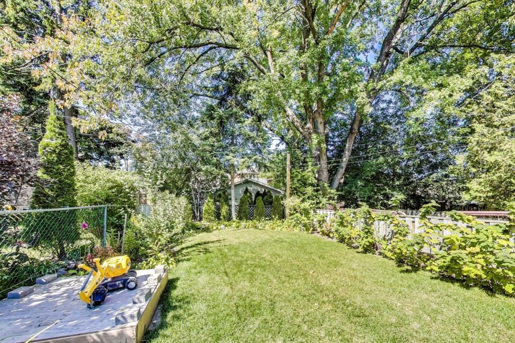 Photo of 34 Randolph Road