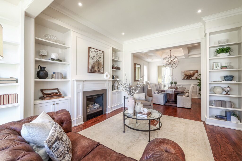 Photo of 344 Bessborough Dr