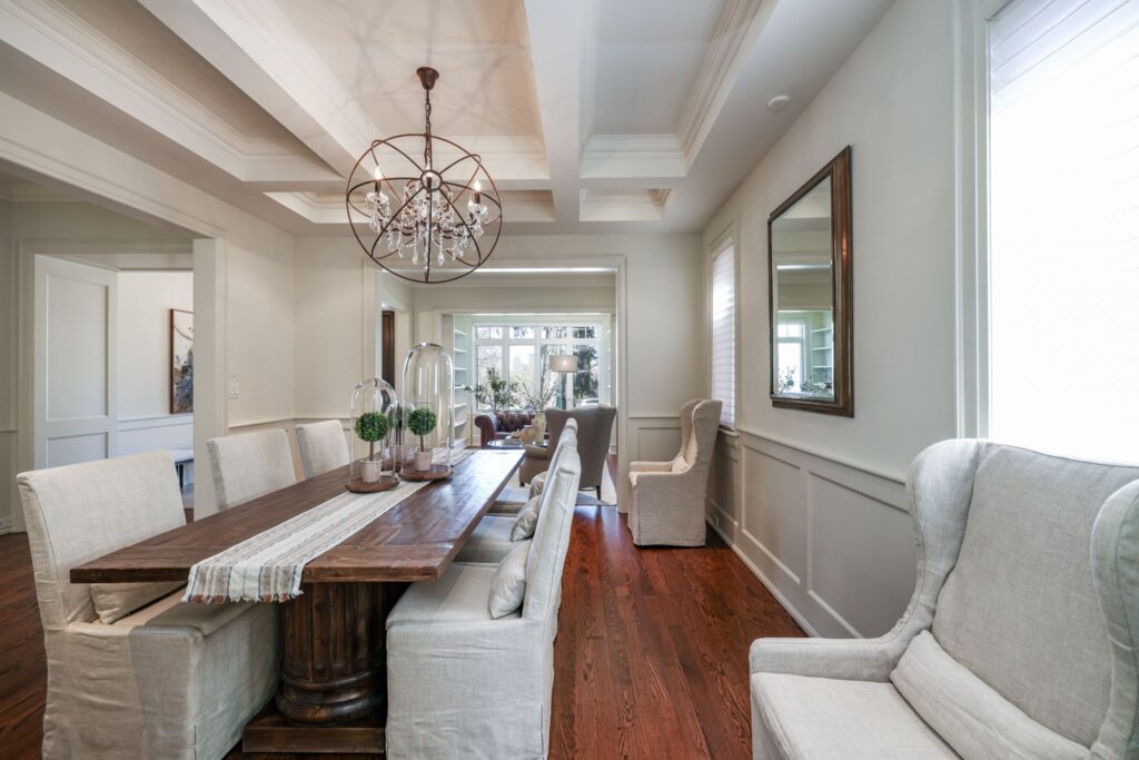 Photo of 344 Bessborough Dr