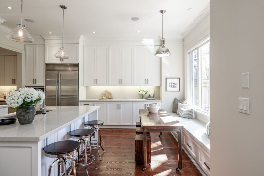 Photo of 344 Bessborough Dr