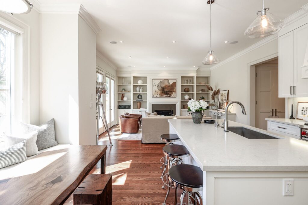 Photo of 344 Bessborough Dr