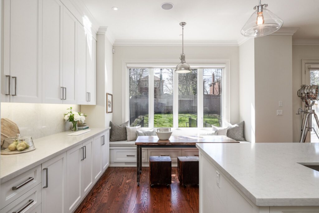 Photo of 344 Bessborough Dr