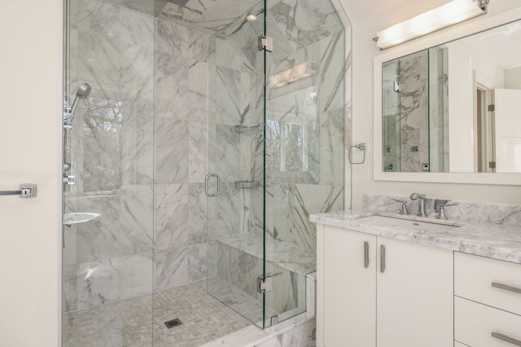 Photo of 344 Bessborough Dr