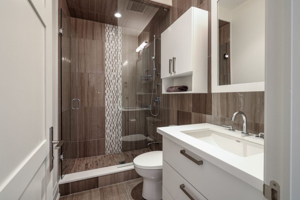 Photo of 344 Bessborough Dr